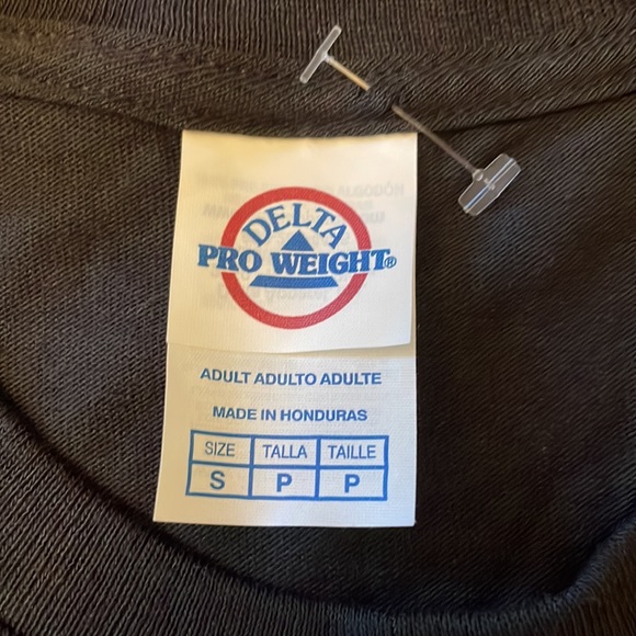 Peanuts Holiday Tee Shirt - Picture 4 of 5